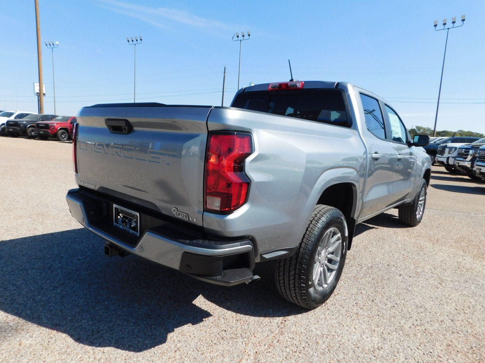 2024 Chevrolet Colorado LT 2