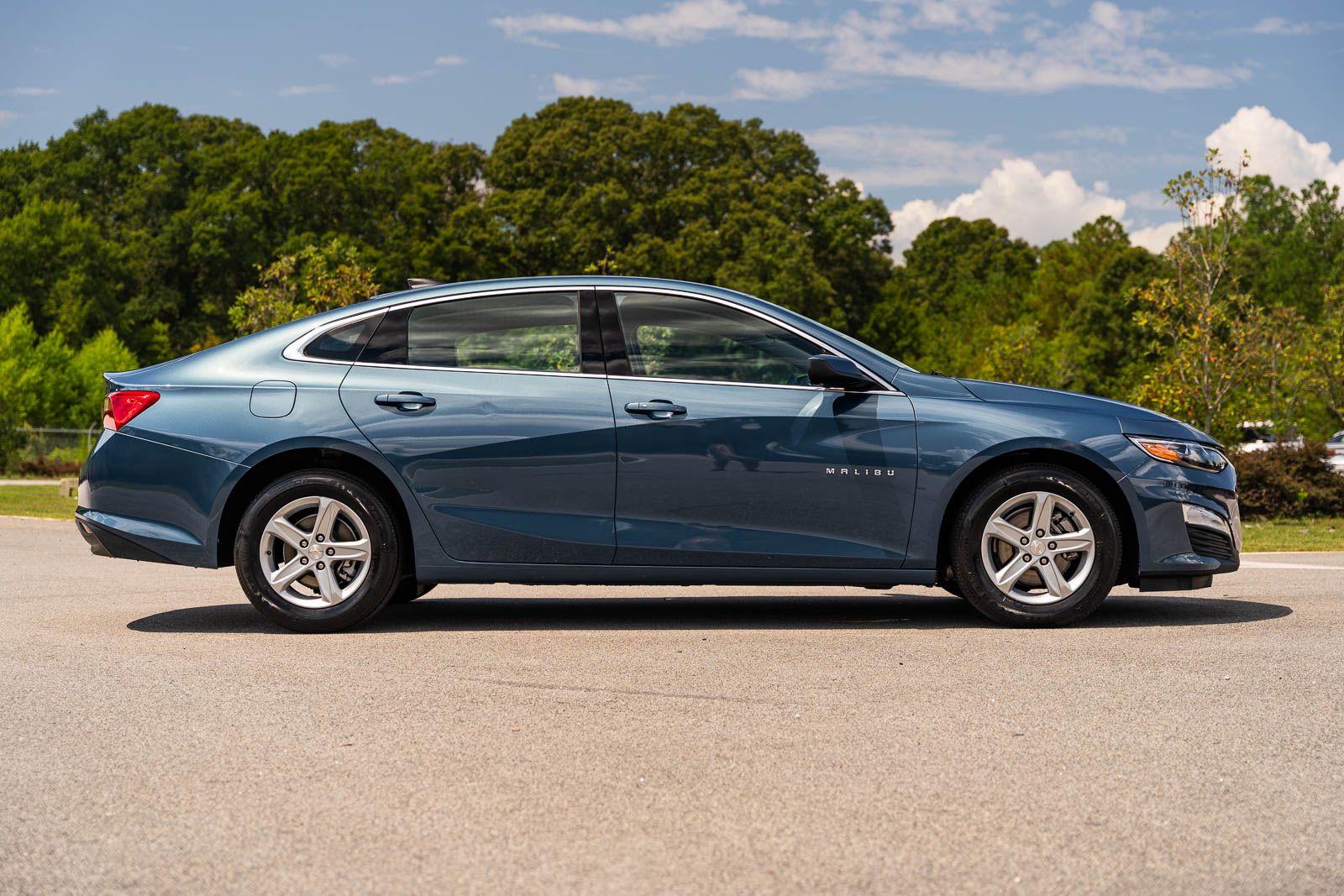 Used 2024 Chevrolet Malibu Sedan