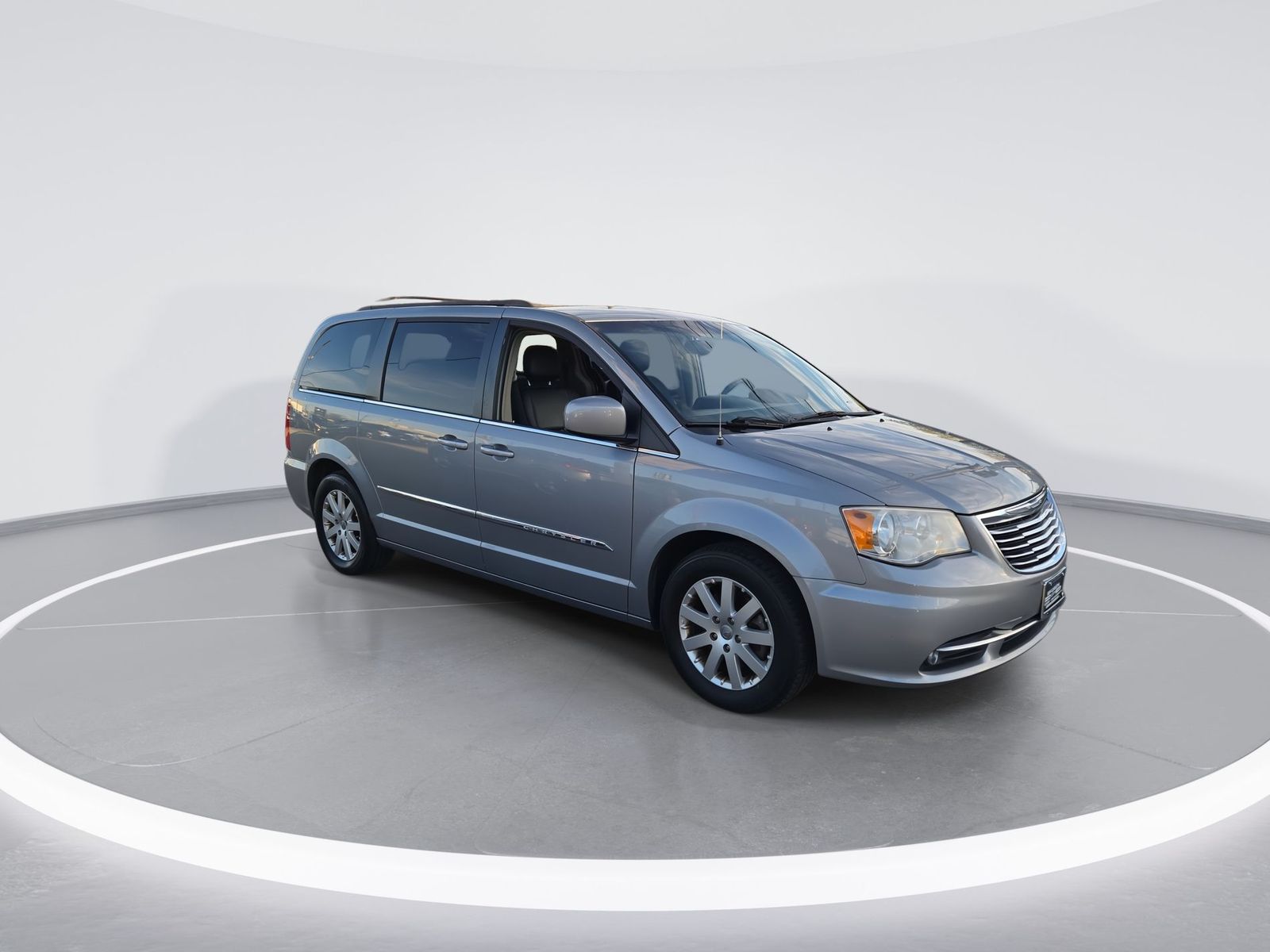 2014 Chrysler Town & Country Touring 2