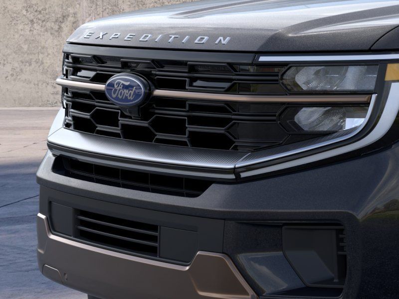 New 2026 Agate Black Metallic Ford King Ranch image 17