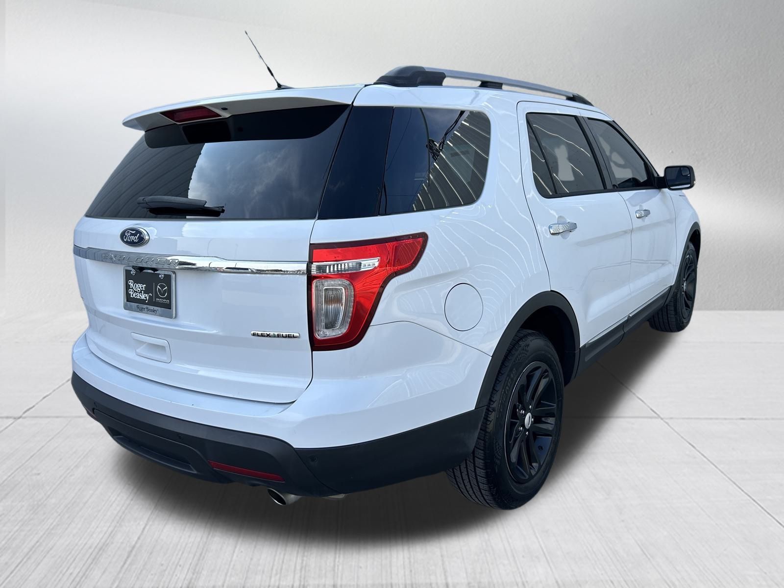 Used Car 2015 Ford Explorer  Xlt For Sale Under $15,000 In Austin, Texas