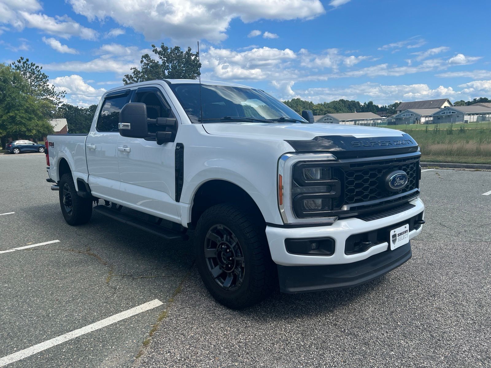 2023 Ford F-250 Super Duty XLT Crew Cab 4WD