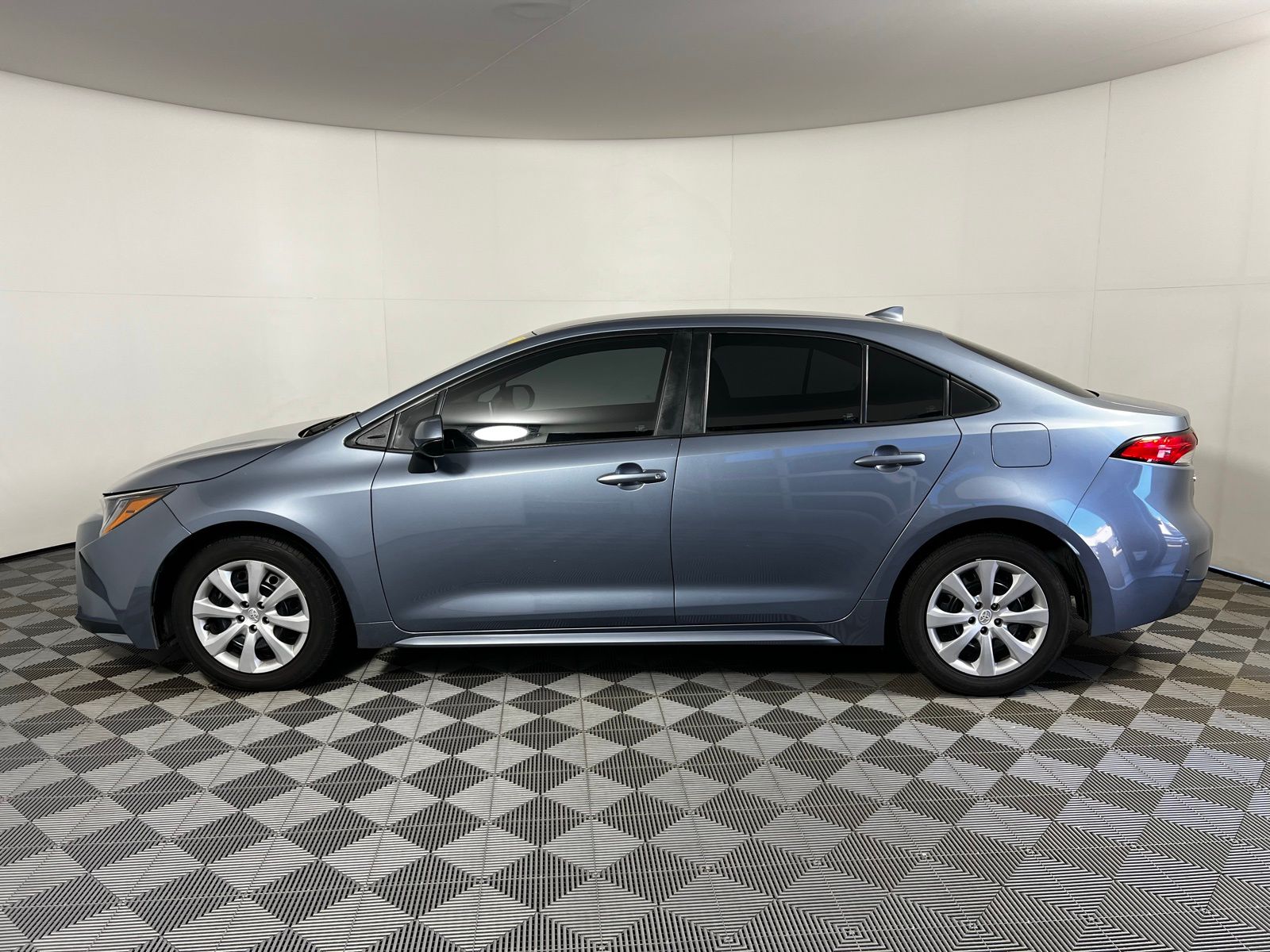 Thumbnail: 2021 Toyota Corolla - 8