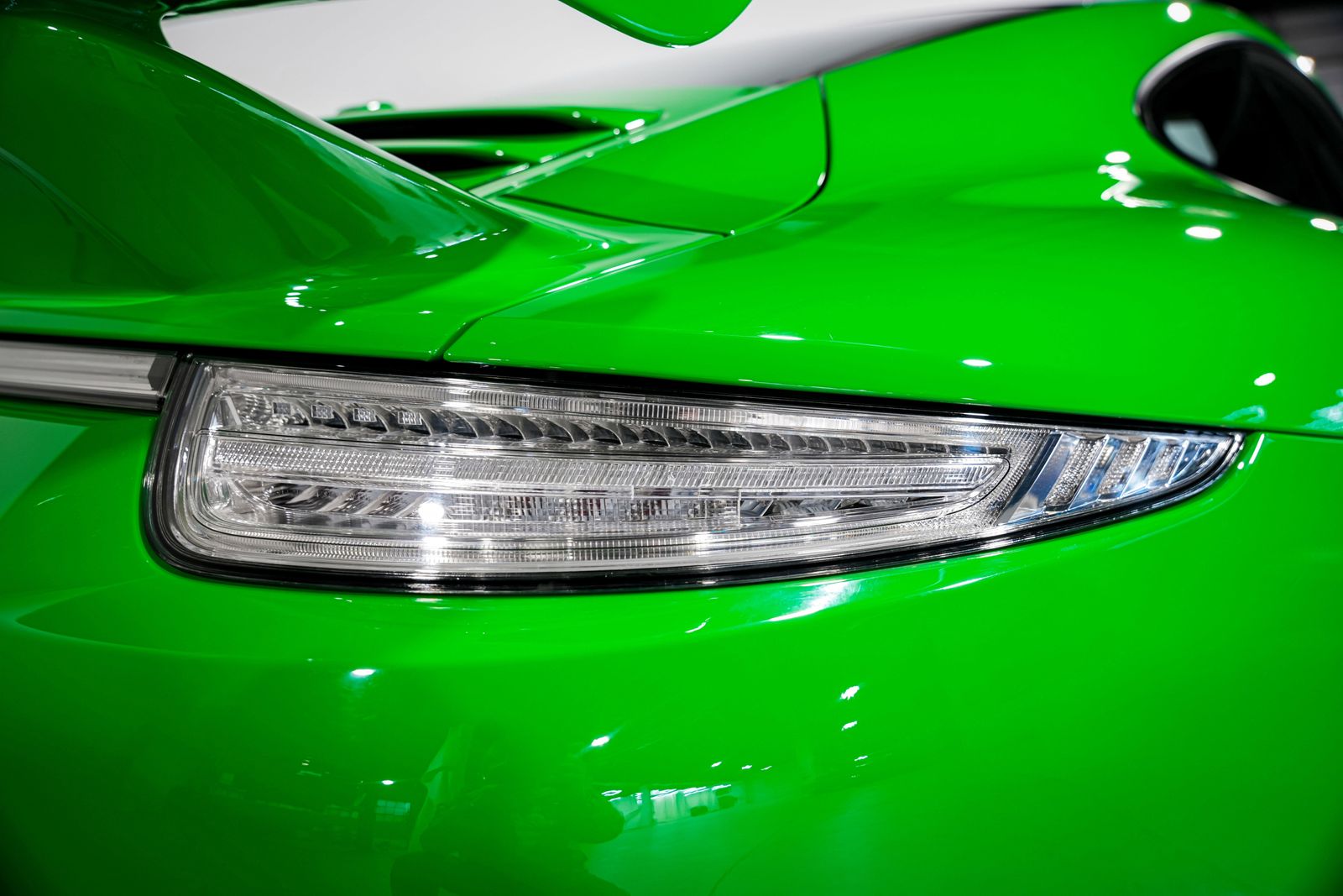 2014 Porsche 911 Carrera 4S — photo 39