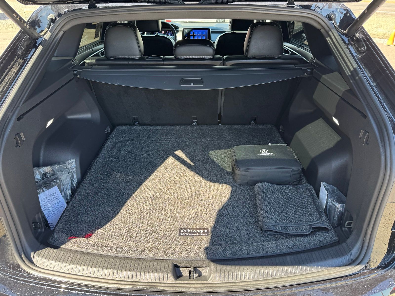 Used 2025 Volkswagen Atlas Cross Sport SUV