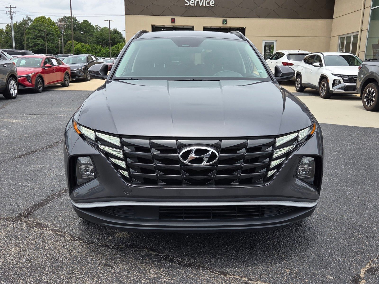 Used 2024 Gray Hyundai SEL image 2