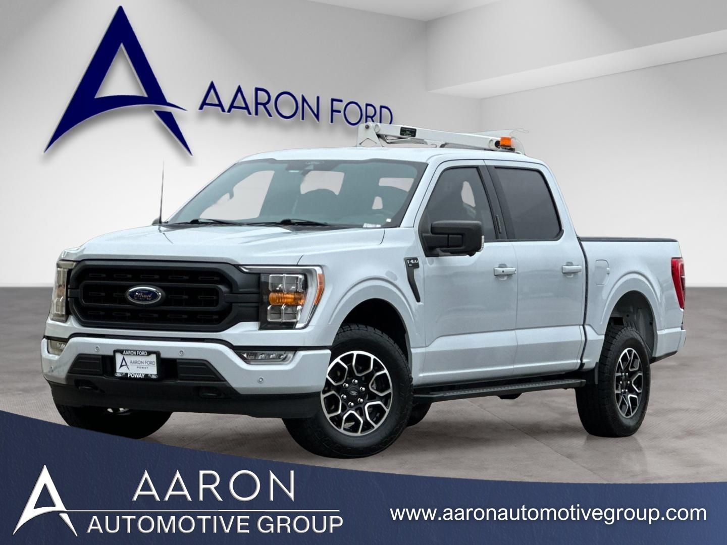 White Metallic 2022 Ford F-150 XLT SuperCrew 4WD Pickup Truck Four-Wheel Drive Automatic