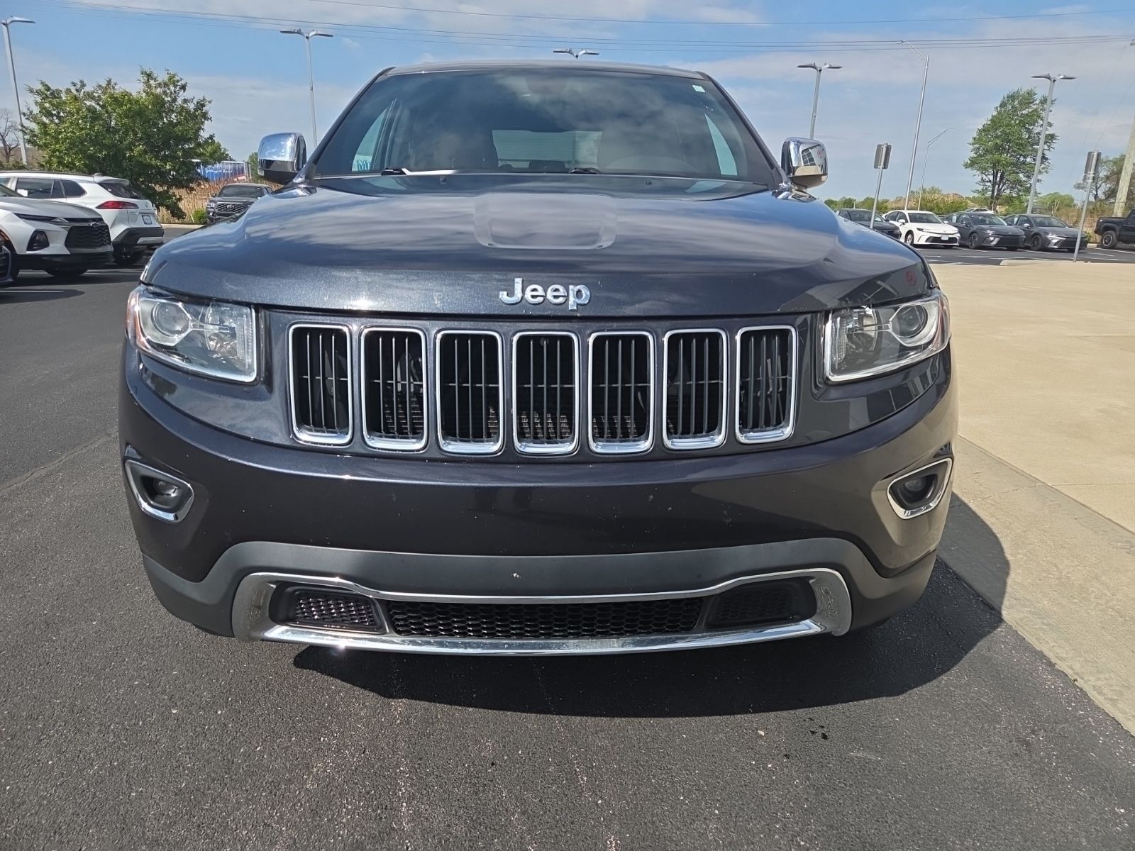 used 2015 Jeep Grand Cherokee car, priced at $12,842