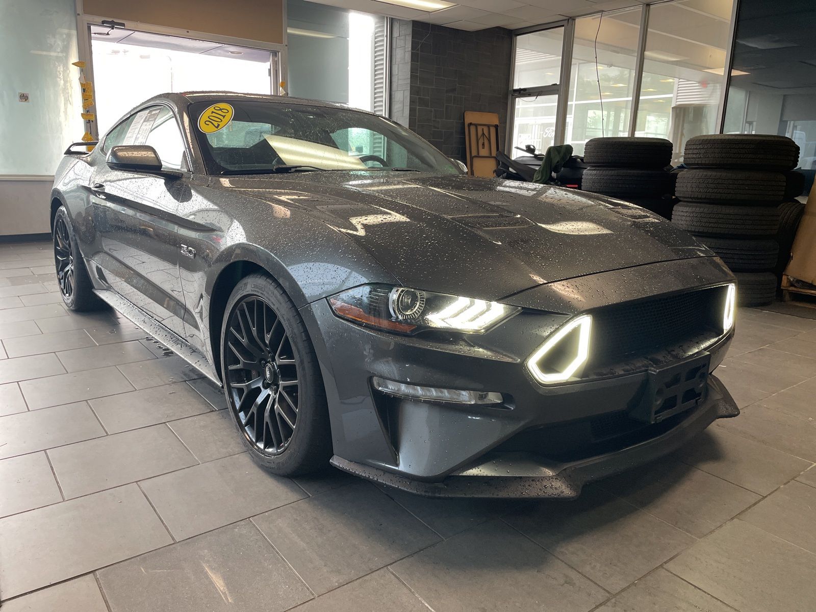 2018 Ford Mustang GT Coupe Premium's photo