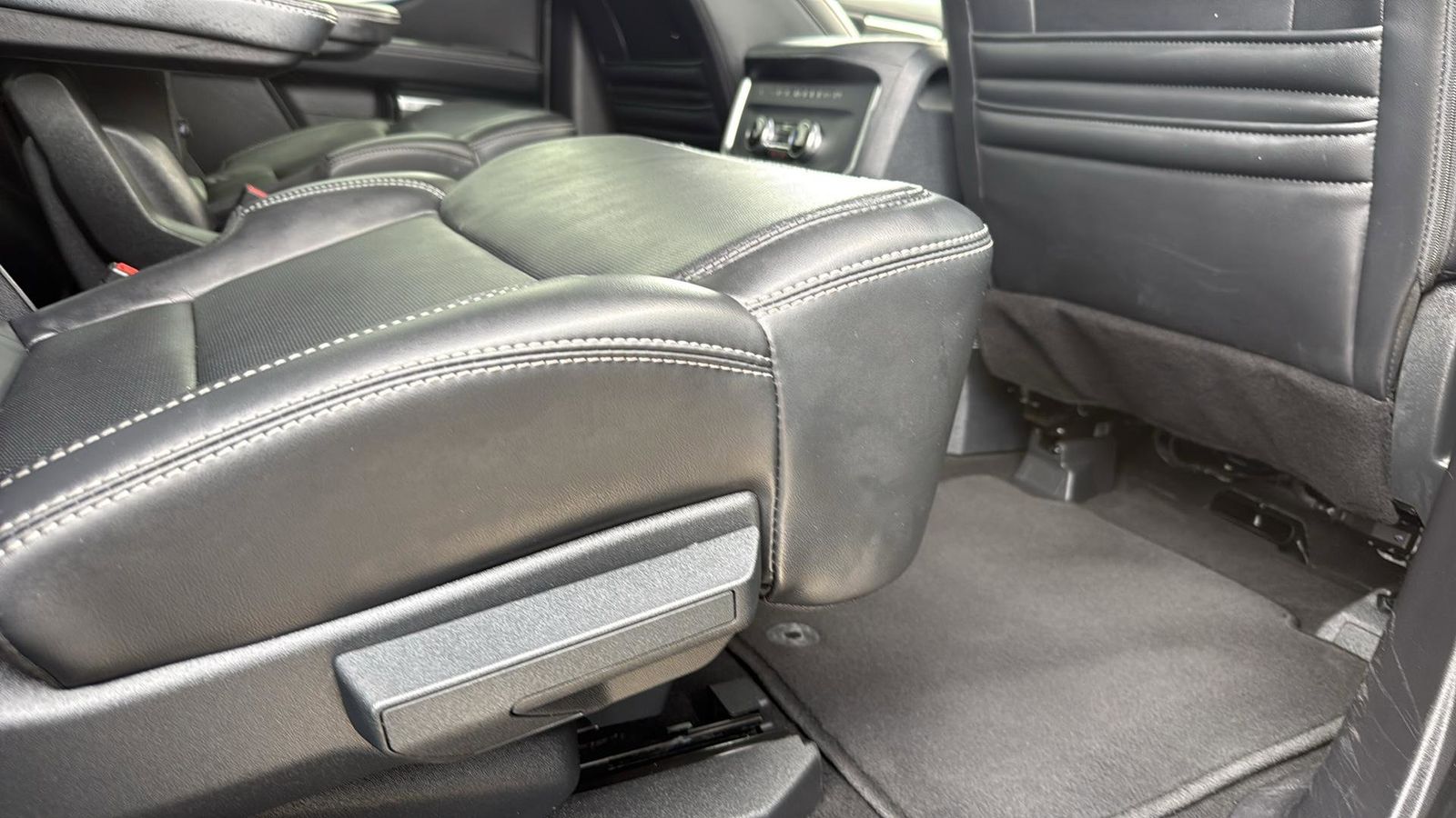 Used Car 2025 Ford Expedition  Platinum For Sale Under $80,000 In Austin, Texas