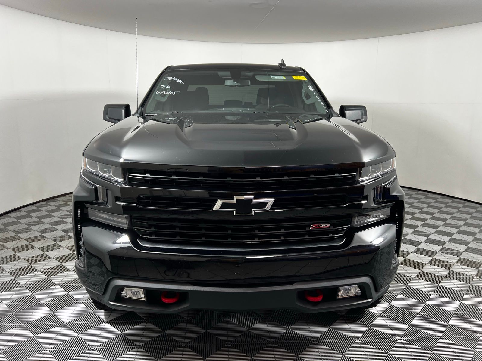 Thumbnail: 2021 Chevrolet Silverado 1500 - 2