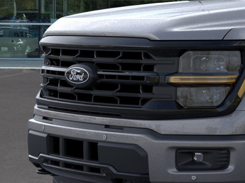 New 2026 Carbonized Gray Metallic Ford XLT image 17