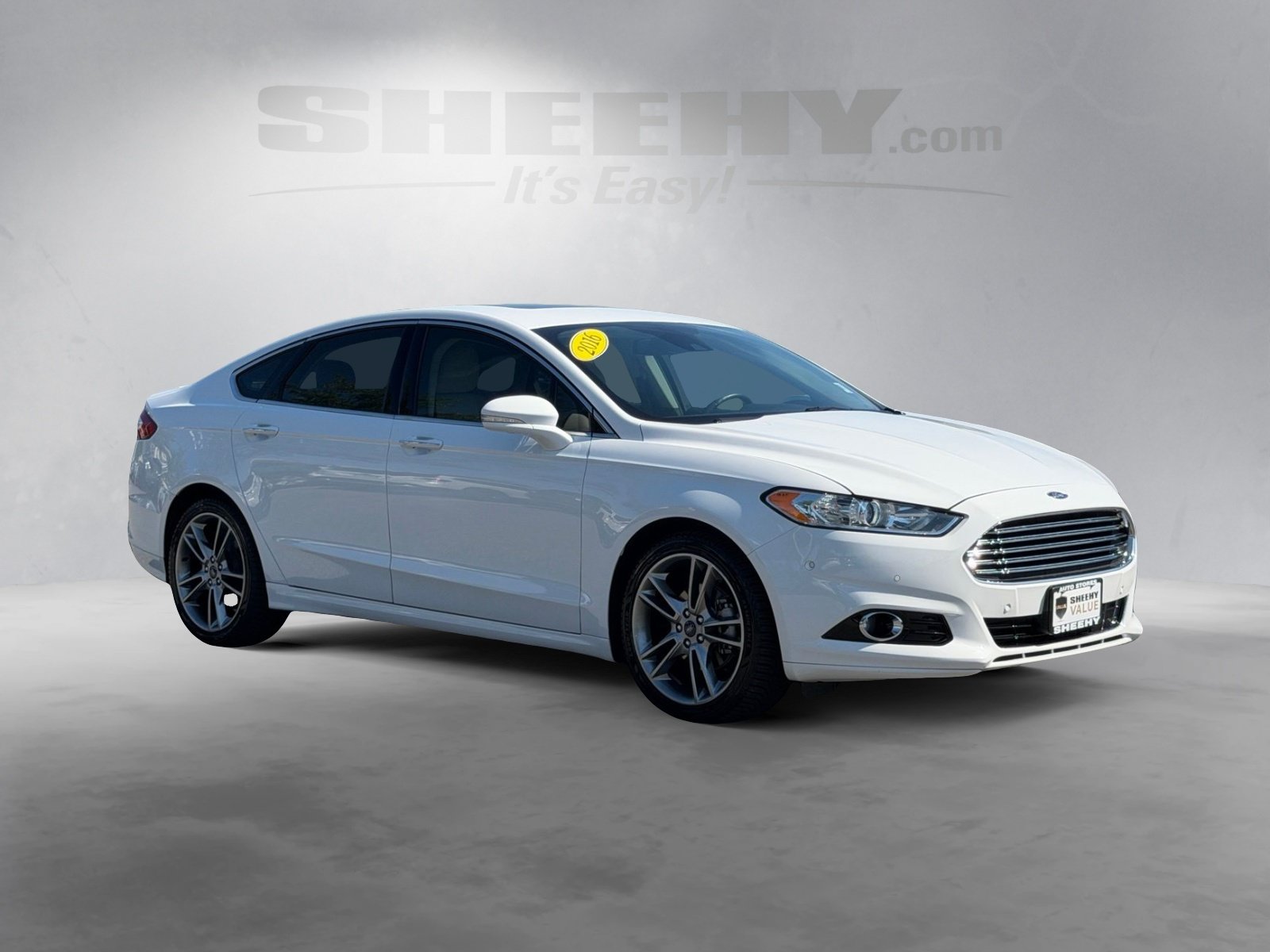 Used 2016 Oxford White Ford Titanium image 2