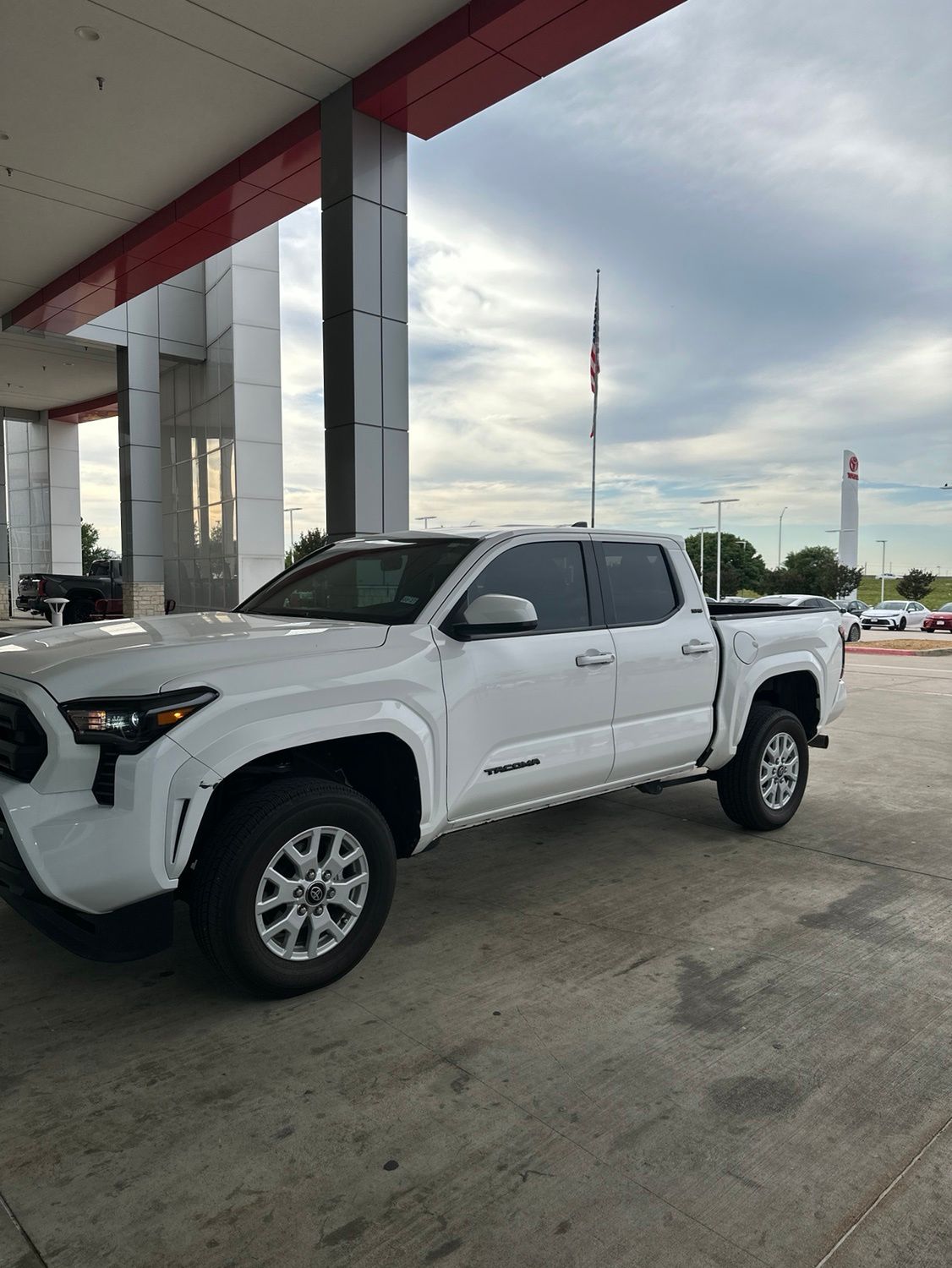 2025 Toyota Tacoma SR5 4x2 Double Cab Long Bed's photo