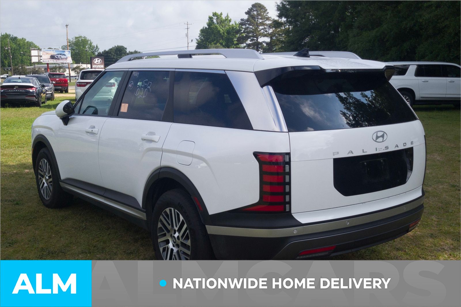 Used 2026 White Pearl Hyundai SEL image 5