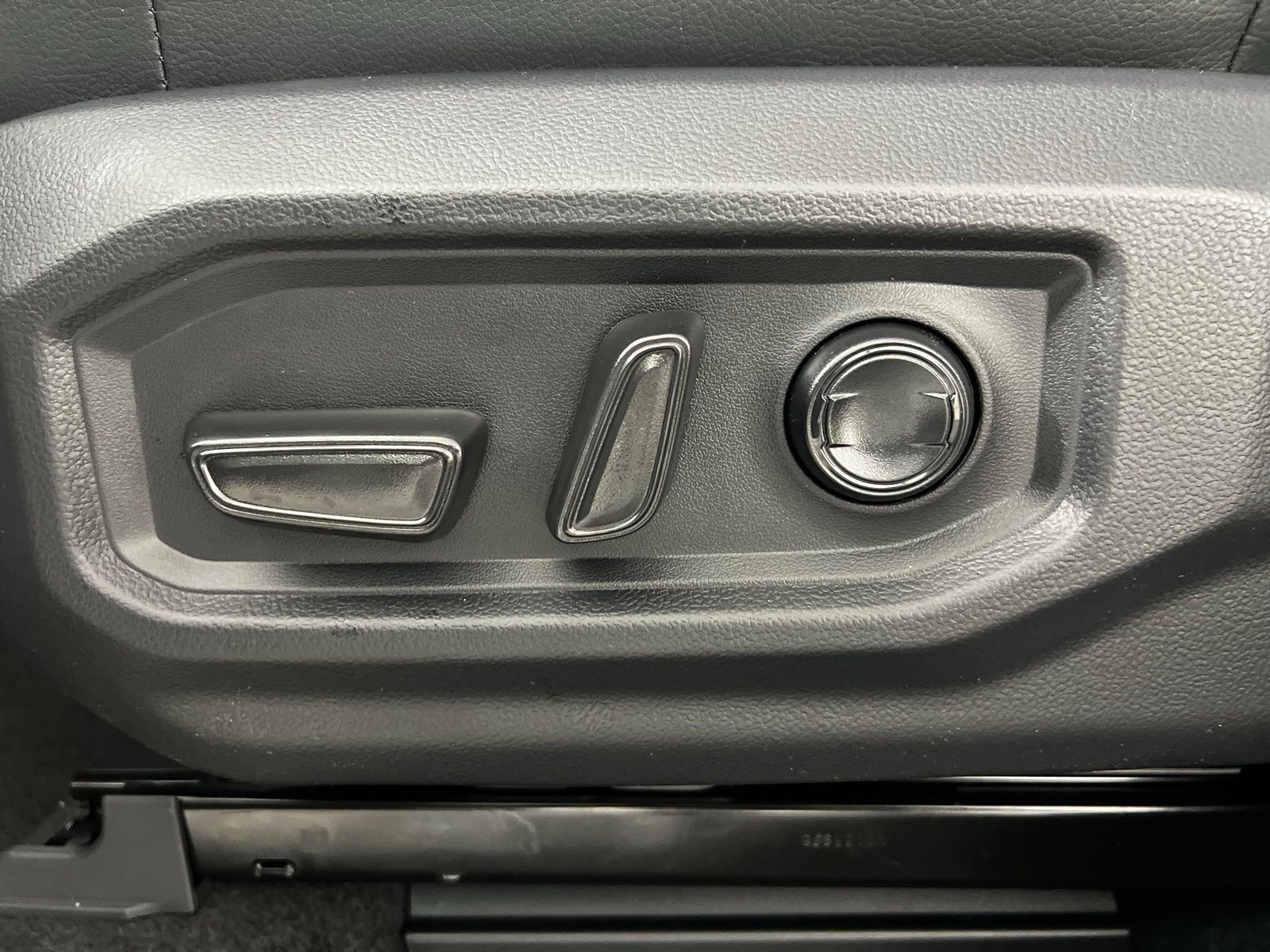 Thumbnail: 2026 Toyota Tundra - 13