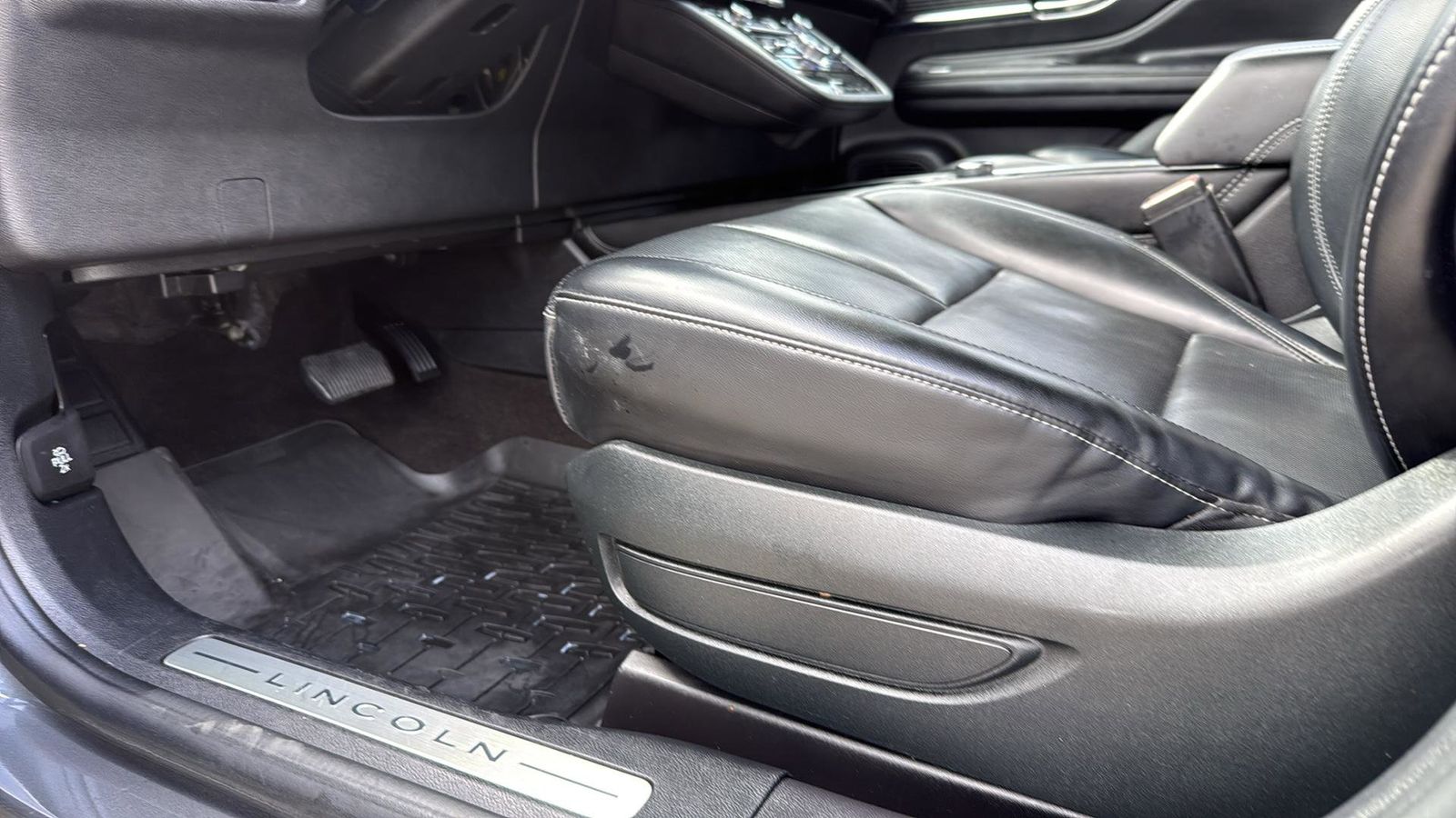 Used Car 2022 Lincoln Corsair  Standard For Sale Under $30,000 In Austin, Texas