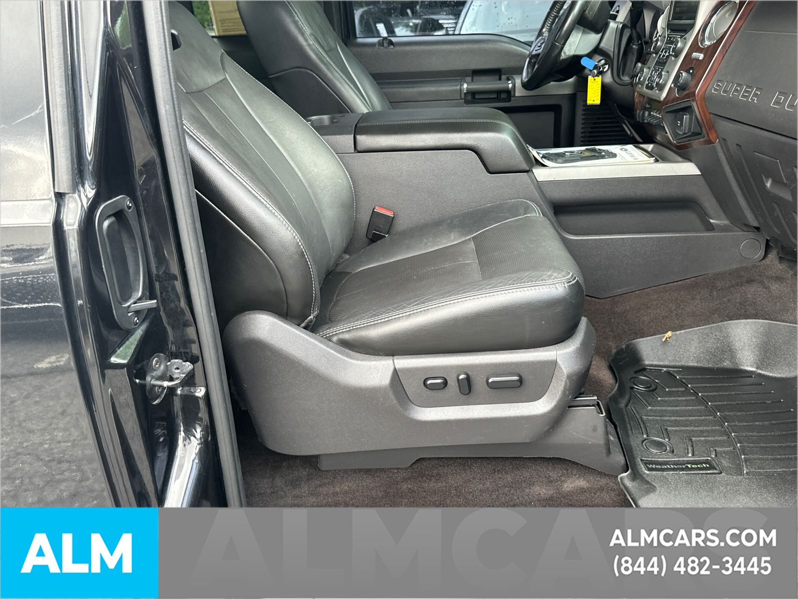 Used 2015 Black Ford Lariat image 15