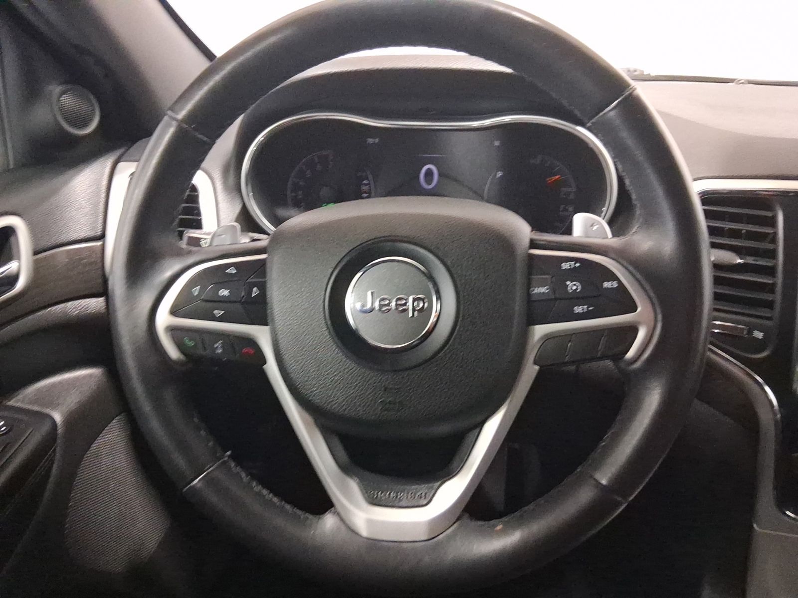 Used Car 2015 Jeep Grand Cherokee  Altitude For Sale Under $15,000 In Austin, Texas