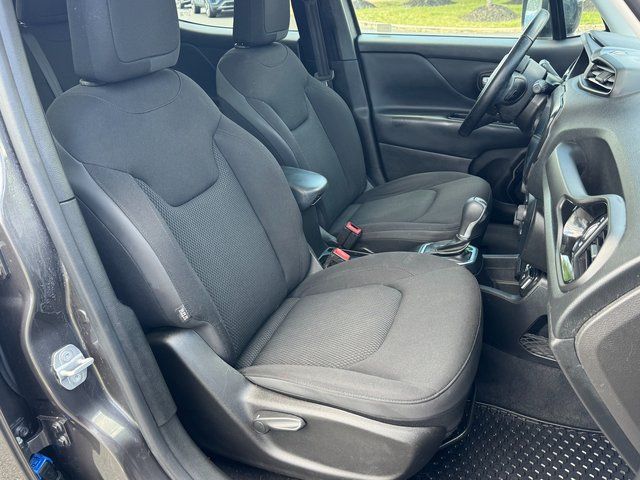 Used 2019 Gray Jeep Latitude image 30