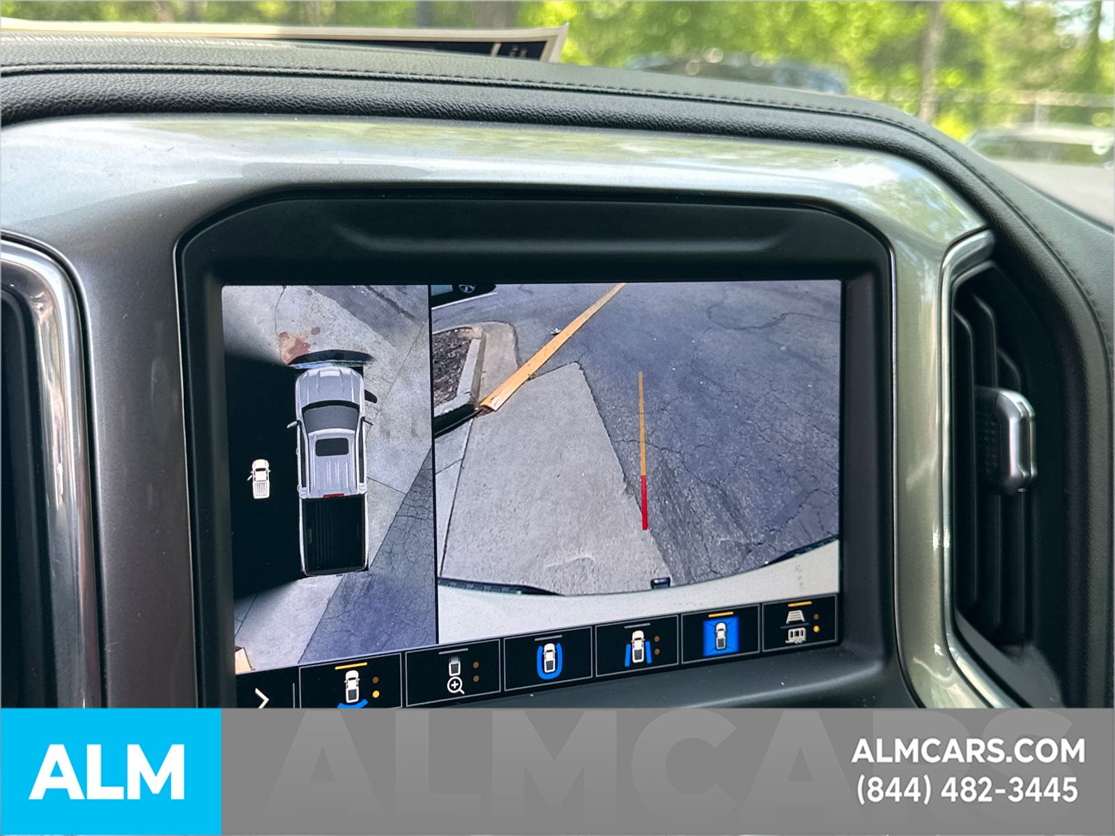 Used 2021 White Chevrolet LTZ image 31