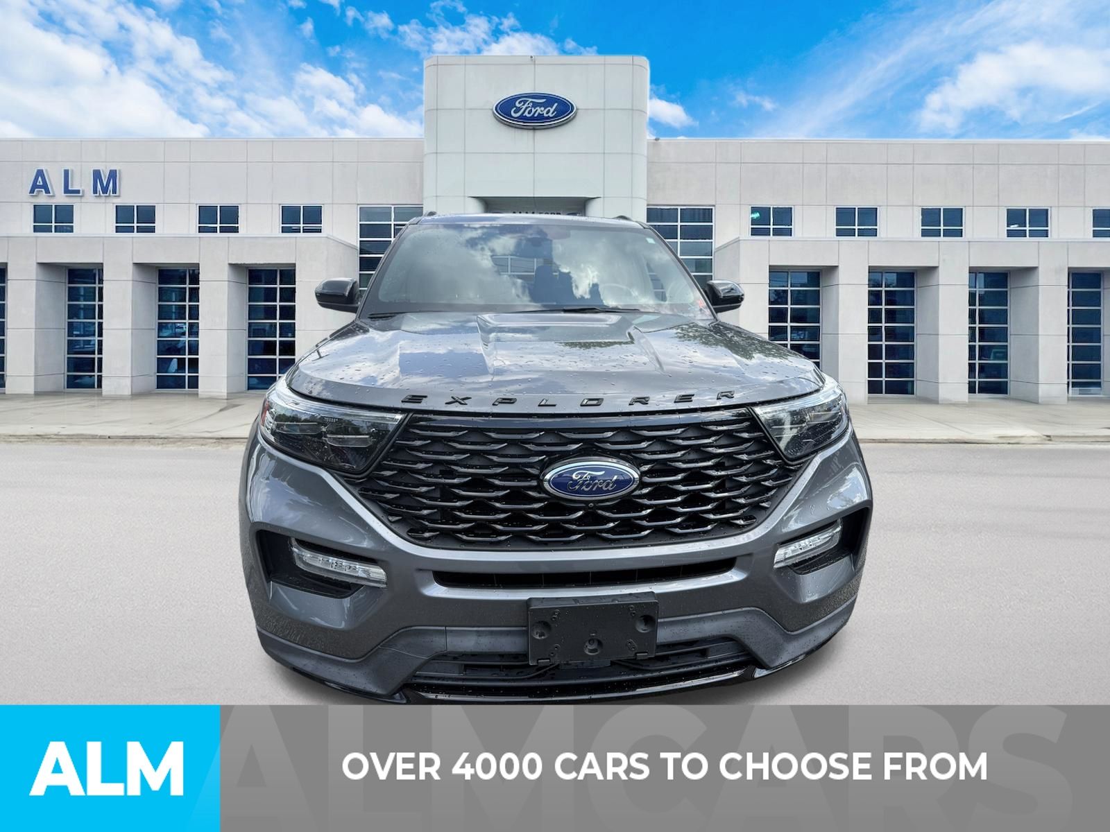 Used 2022 Gray Ford ST-Line image 2