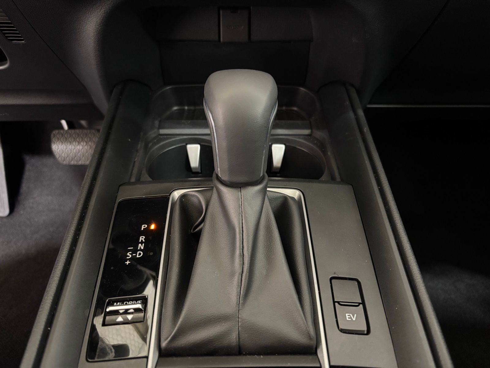 Used Car 2025 Mazda Cx-50 Hybrid  Preferred For Sale Under $35,000 In Austin, Texas