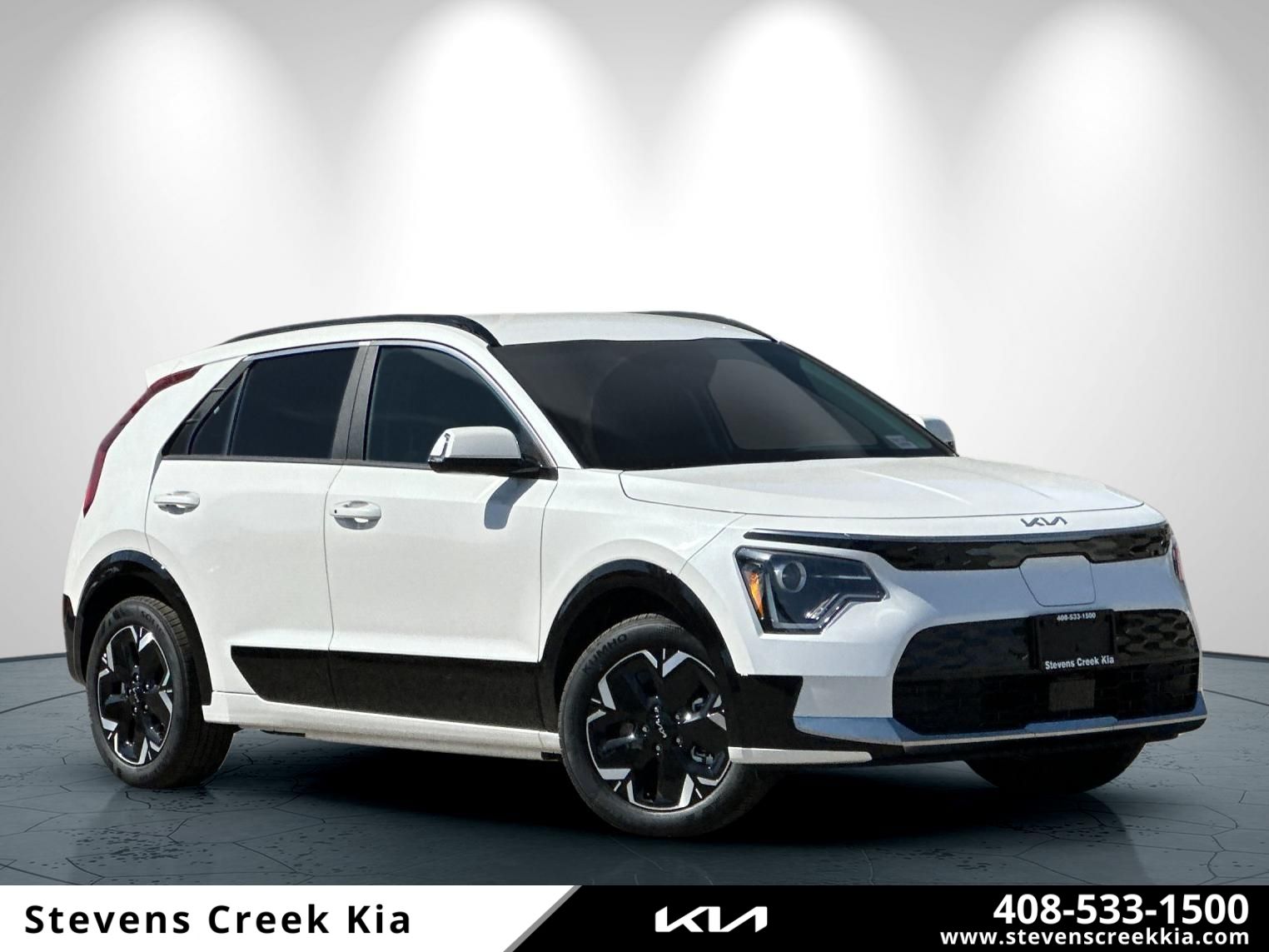 Snow White Pearl 2026 Kia Niro EV SUV / Crossover Front-Wheel Drive 1-Speed Automatic