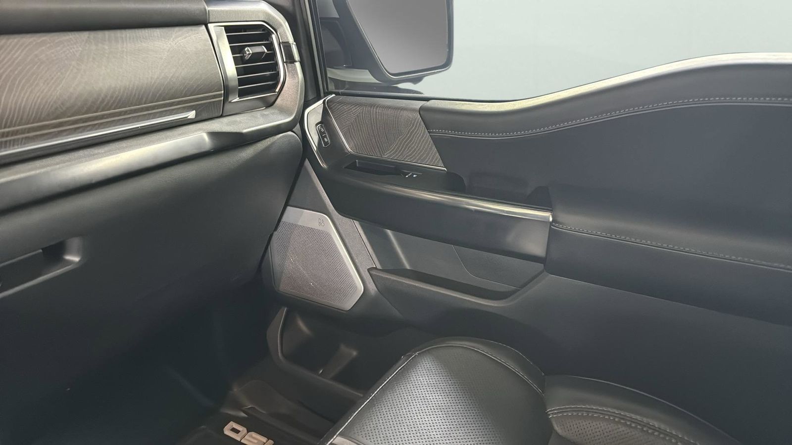 Used Car 2023 Ford F-150  Platinum For Sale Under $60,000 In Austin, Texas