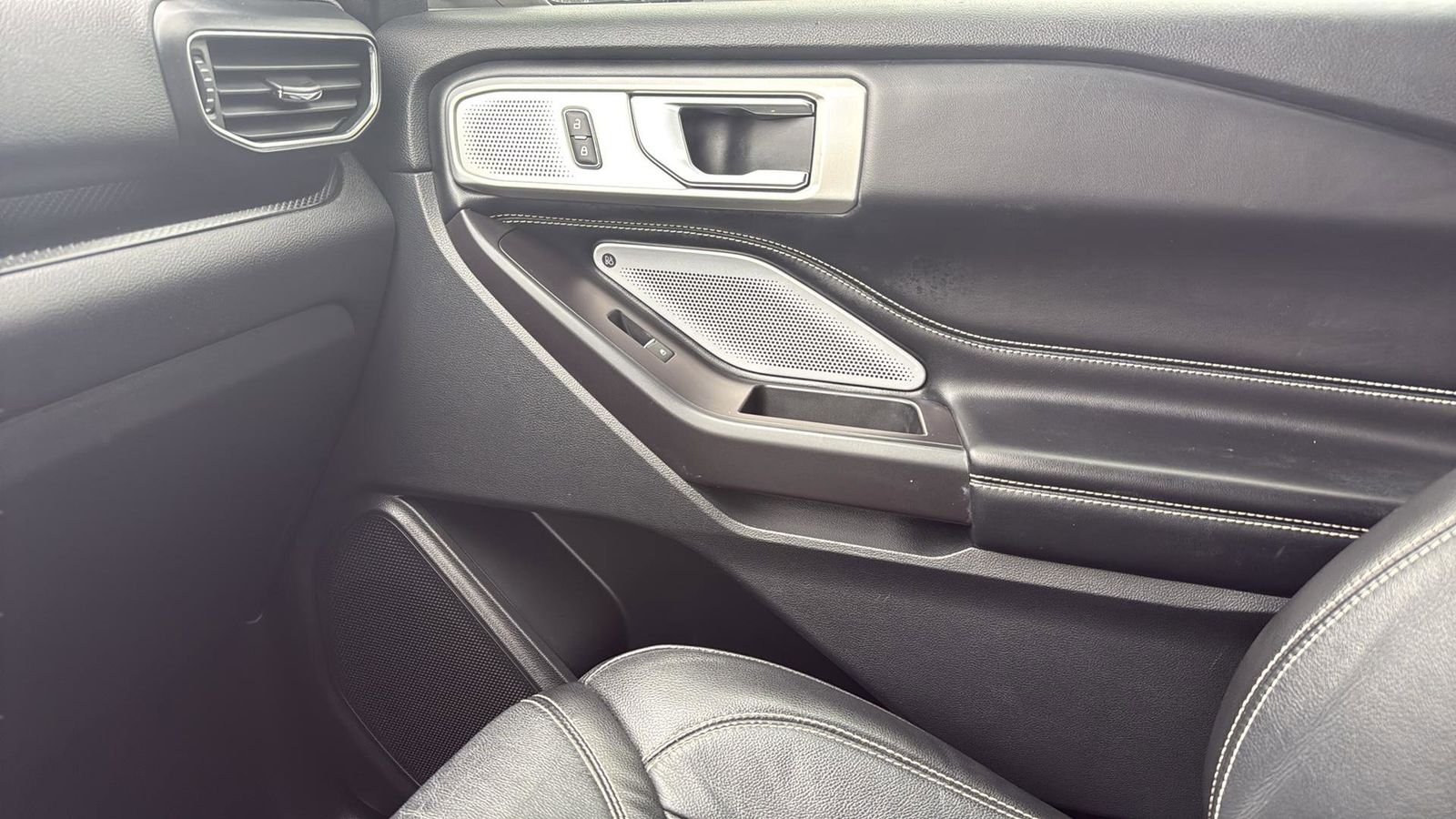 Used Car 2020 Ford Explorer  St For Sale Under $30,000 In Austin, Texas