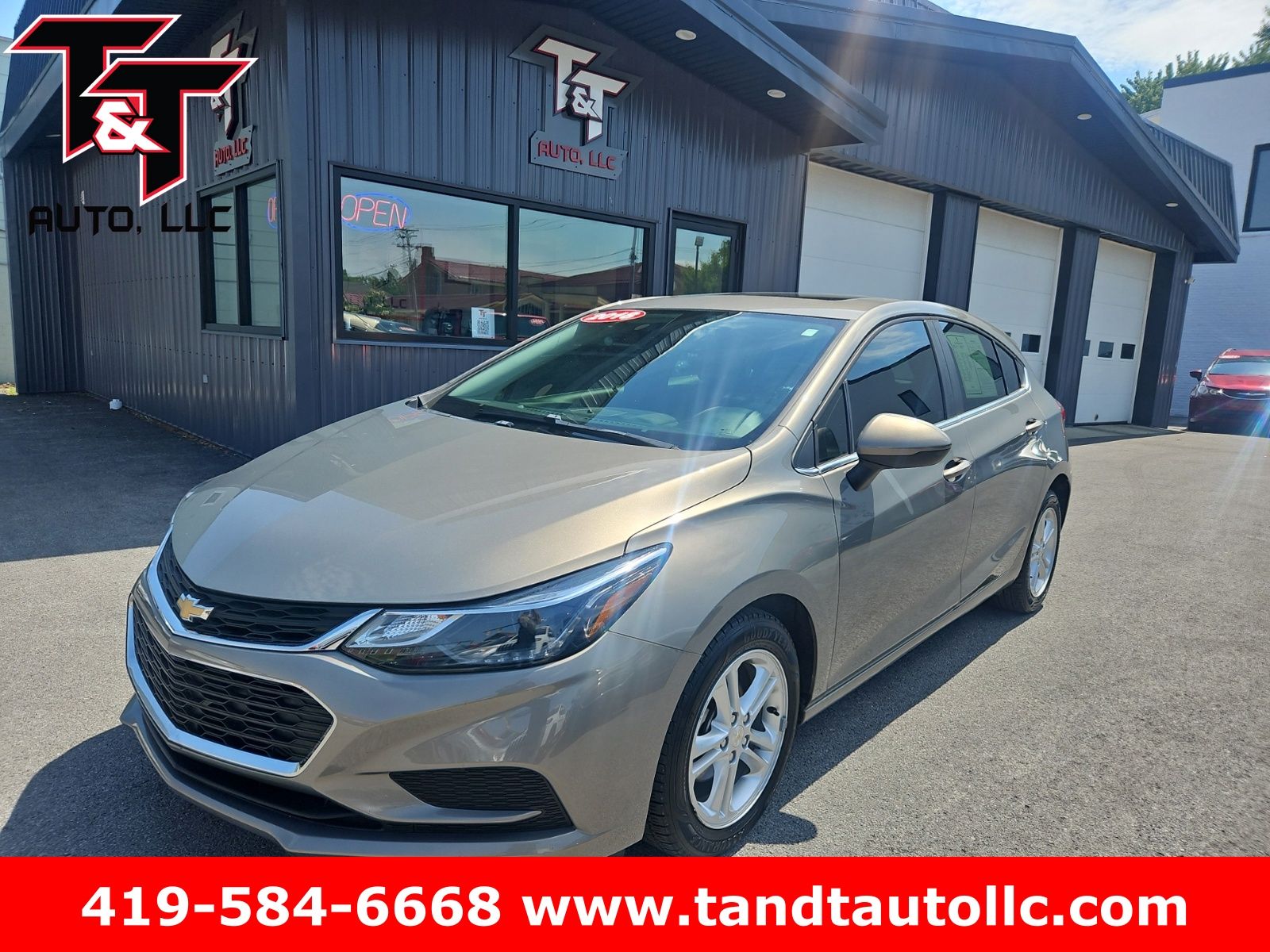 2018 Chevrolet Cruze LT Hatchback Auto's photo