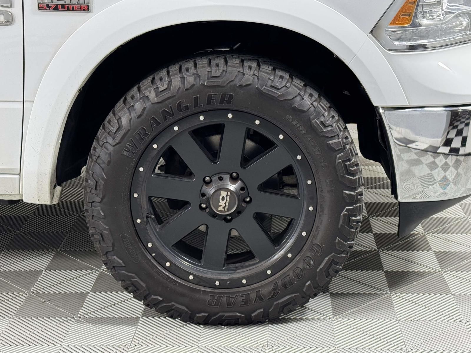 Used 2017 White Ram Laramie image 25