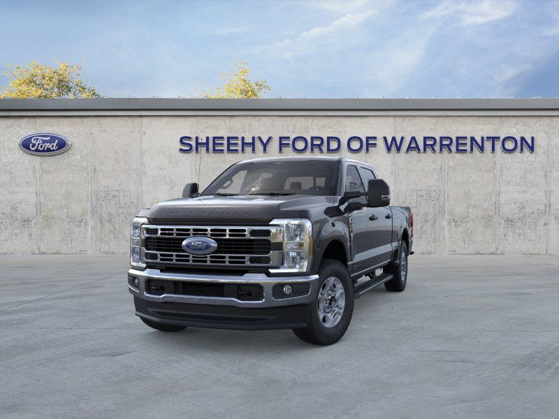 New 2026 Agate Black Metallic Ford XLT image 4
