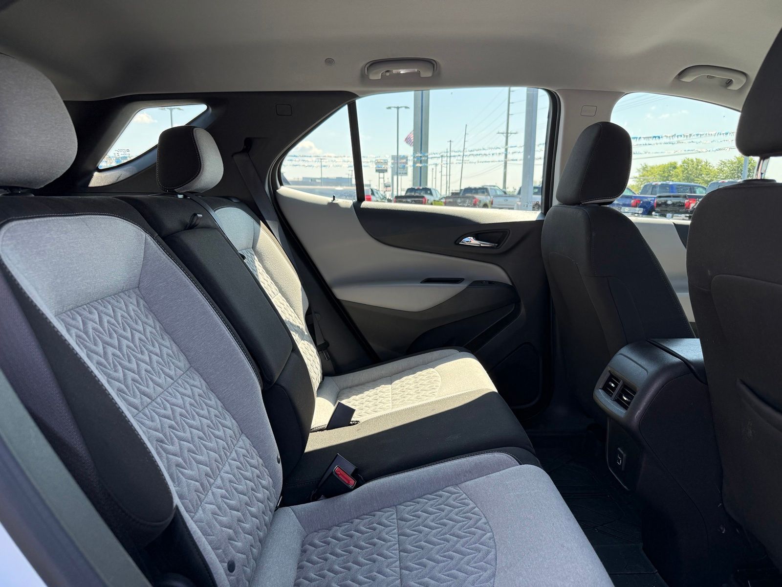 2024 Chevrolet Equinox image 8