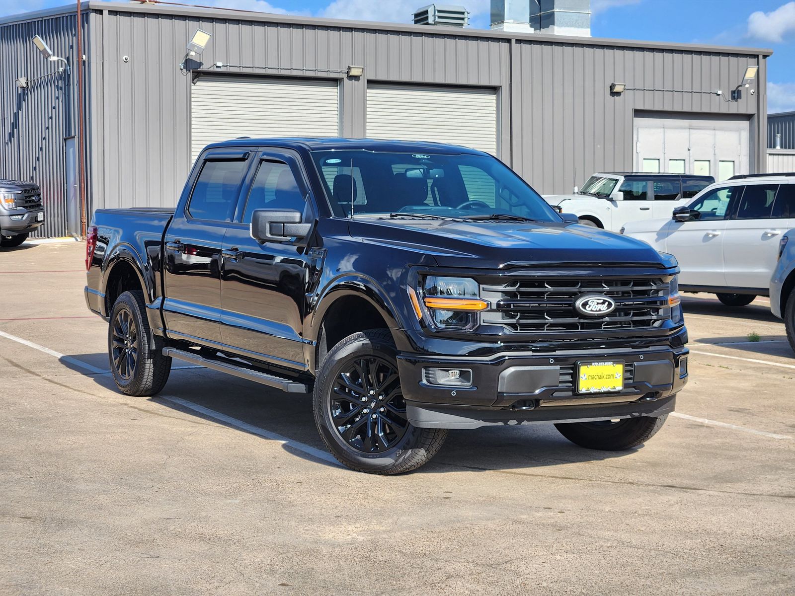 Black Metallic 2025 Ford F-150 XLT SuperCrew 4WD Pickup Truck Four-Wheel Drive Automatic