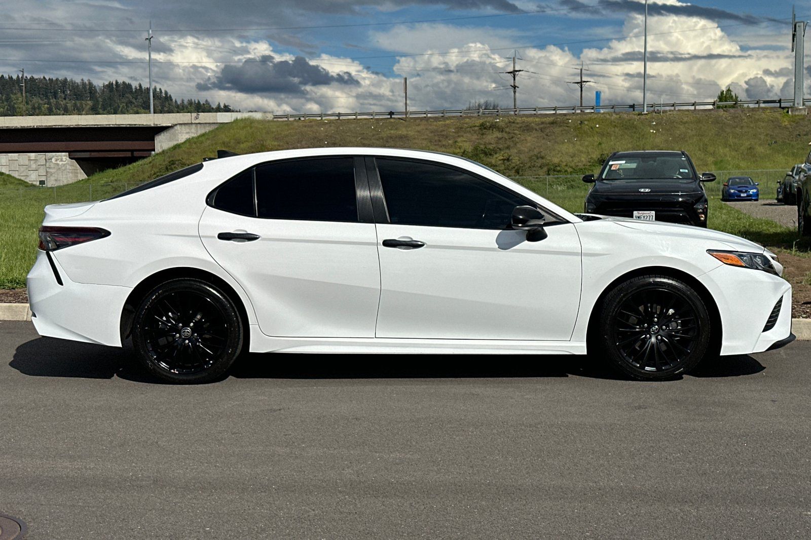 Super White 2020 Toyota Camry SE Nightshade FWD Sedan Front-Wheel Drive 8-Speed Automatic