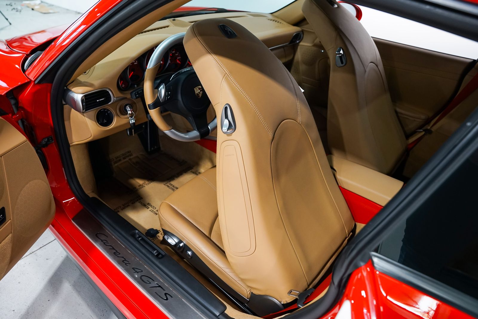 2012 Porsche 911 Carrera 4 GTS — photo 22
