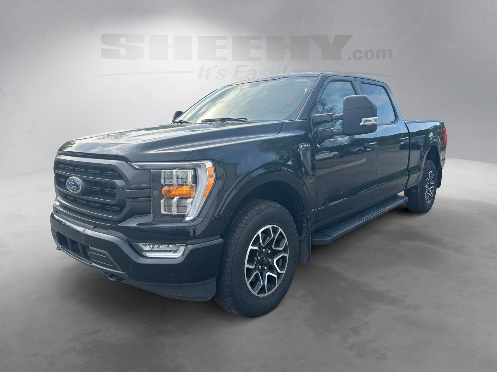 Certified Used 2023 Agate Black Metallic Ford XLT image 16