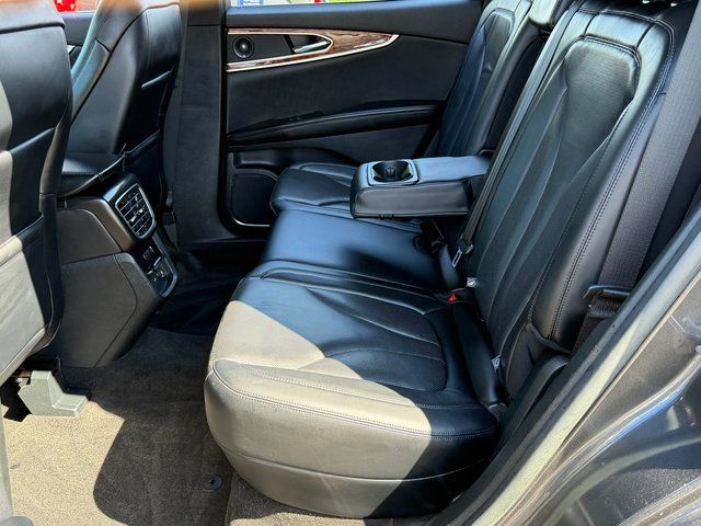 Used 2020 Magnetic Gray Lincoln Reserve image 7