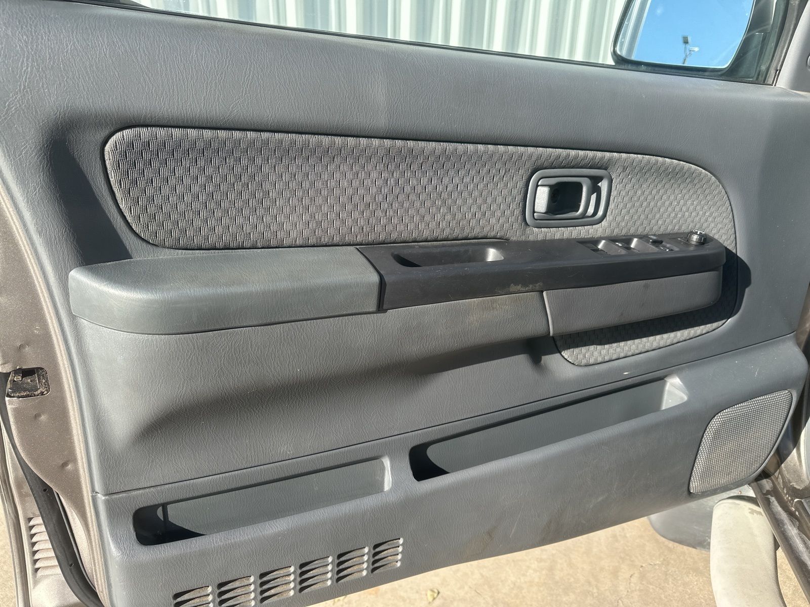 Used Car 2004 Nissan Xterra  For Sale Under $10,000 In Austin, Texas