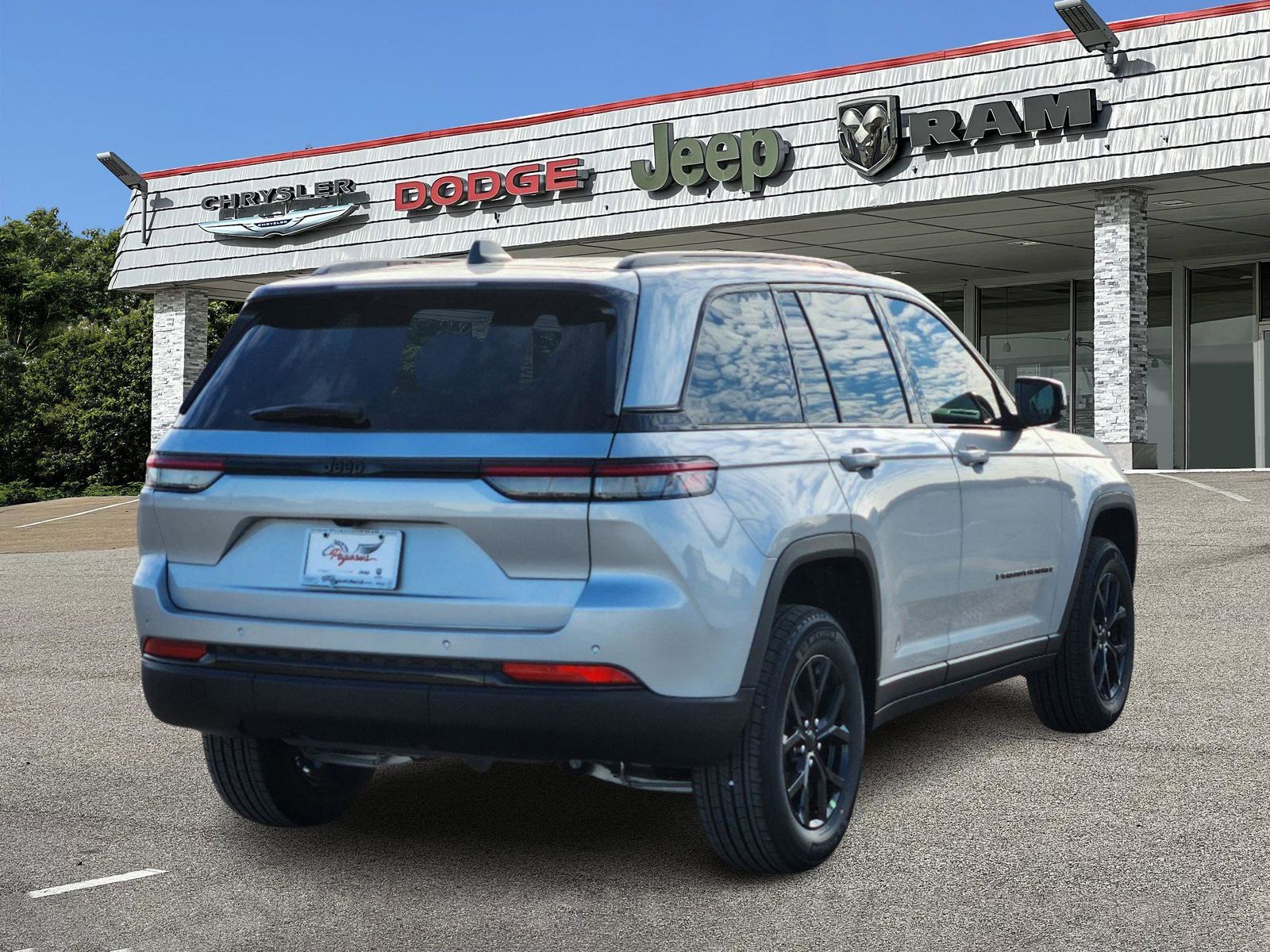 2025 Jeep Grand Cherokee Altitude X 5