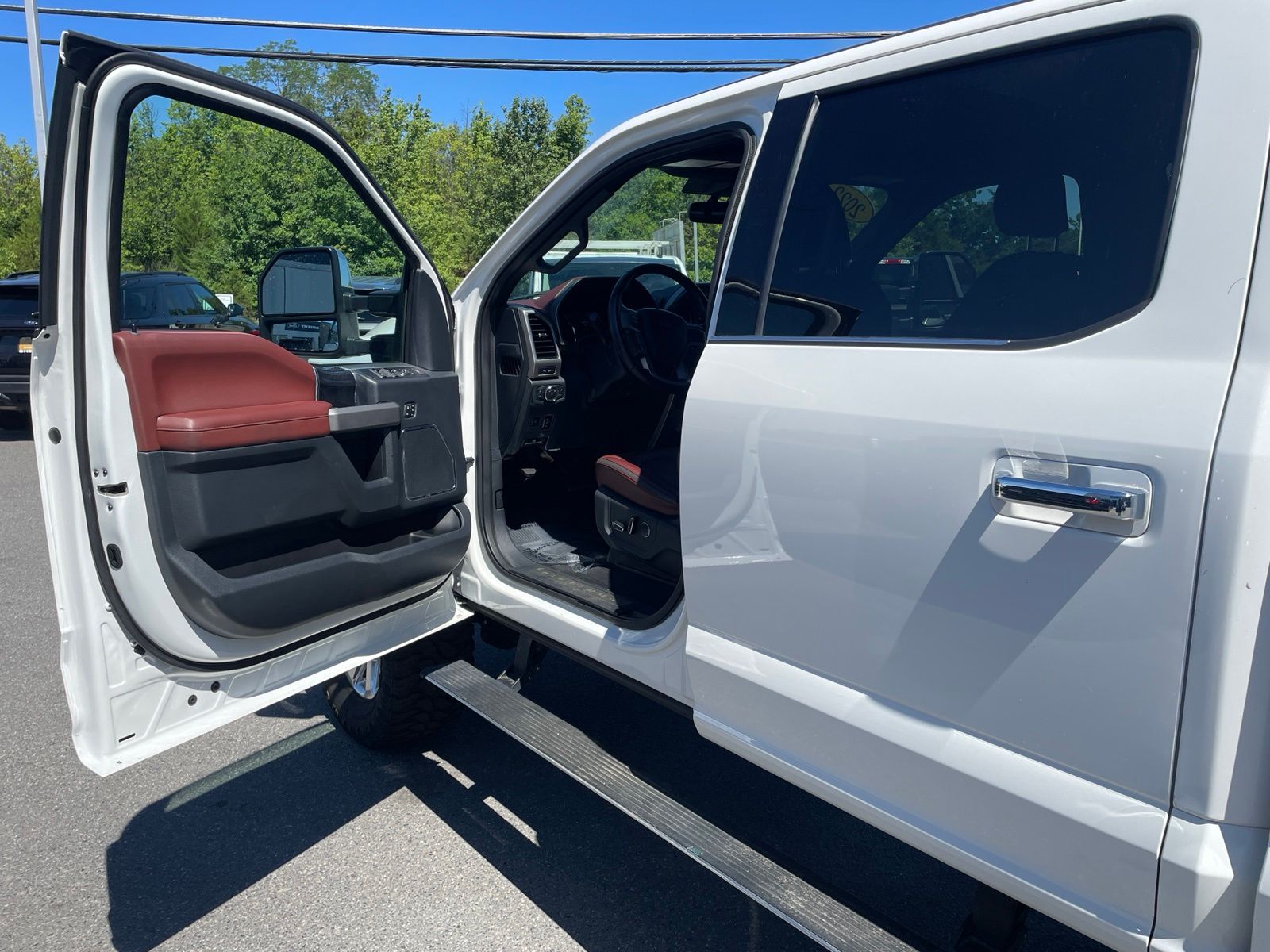 Certified Used 2022 White Metallic Ford Platinum image 20