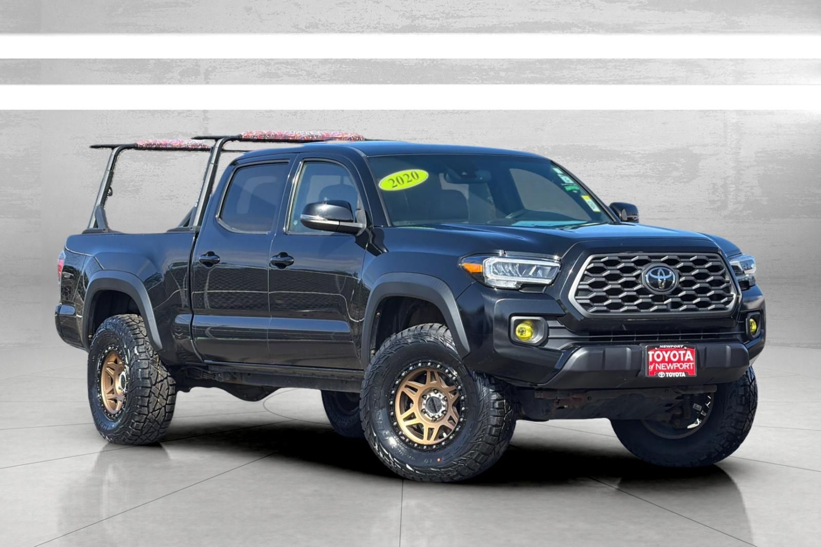 View vehicle photo 2