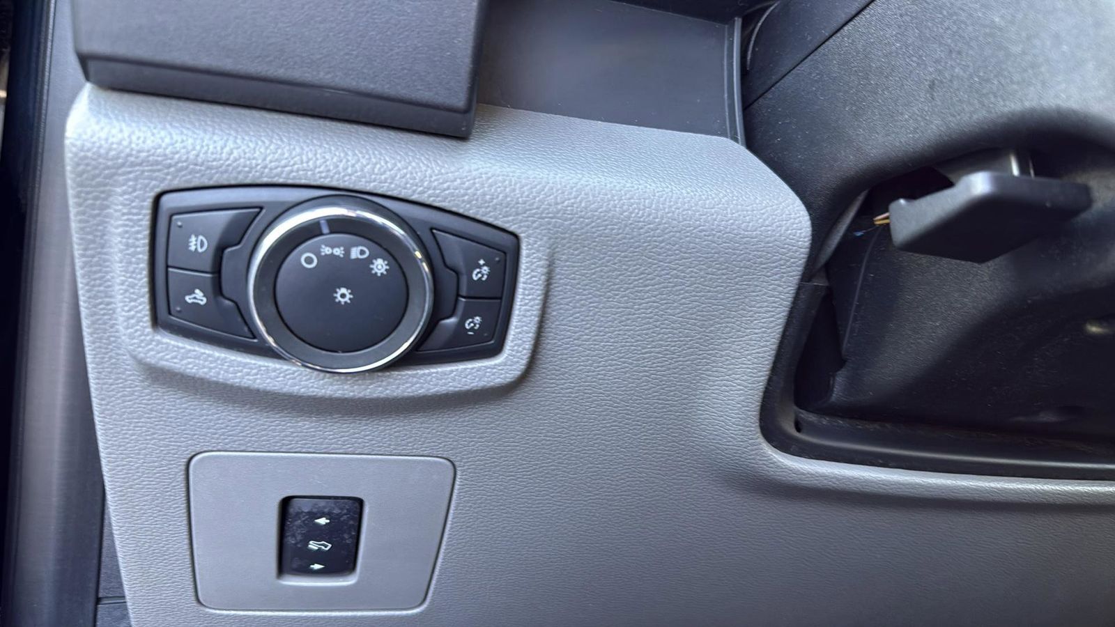 Used Car 2017 Ford F-150  Xlt For Sale Under $15,000 In Austin, Texas