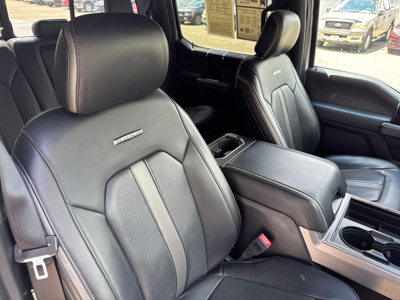 Certified Used 2019 White Platinum Clearcoat Metallic Ford Platinum image 31