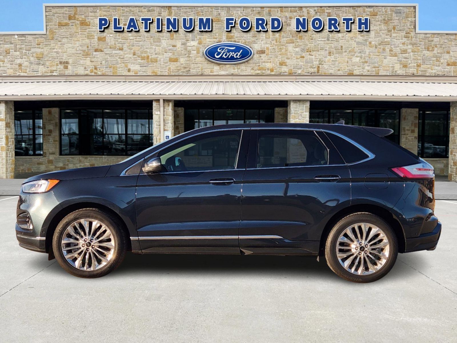 2024 Ford Edge Titanium 3