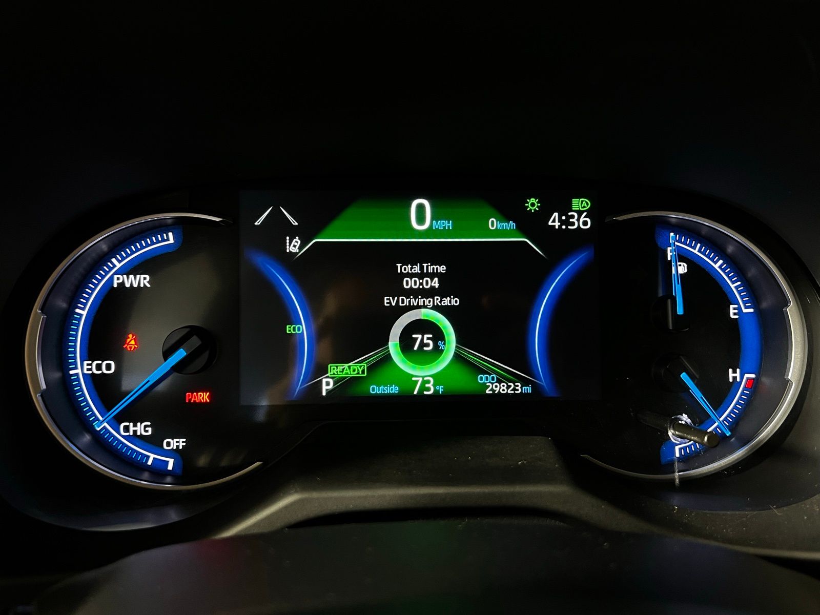 Thumbnail: 2025 Toyota RAV4 - 16