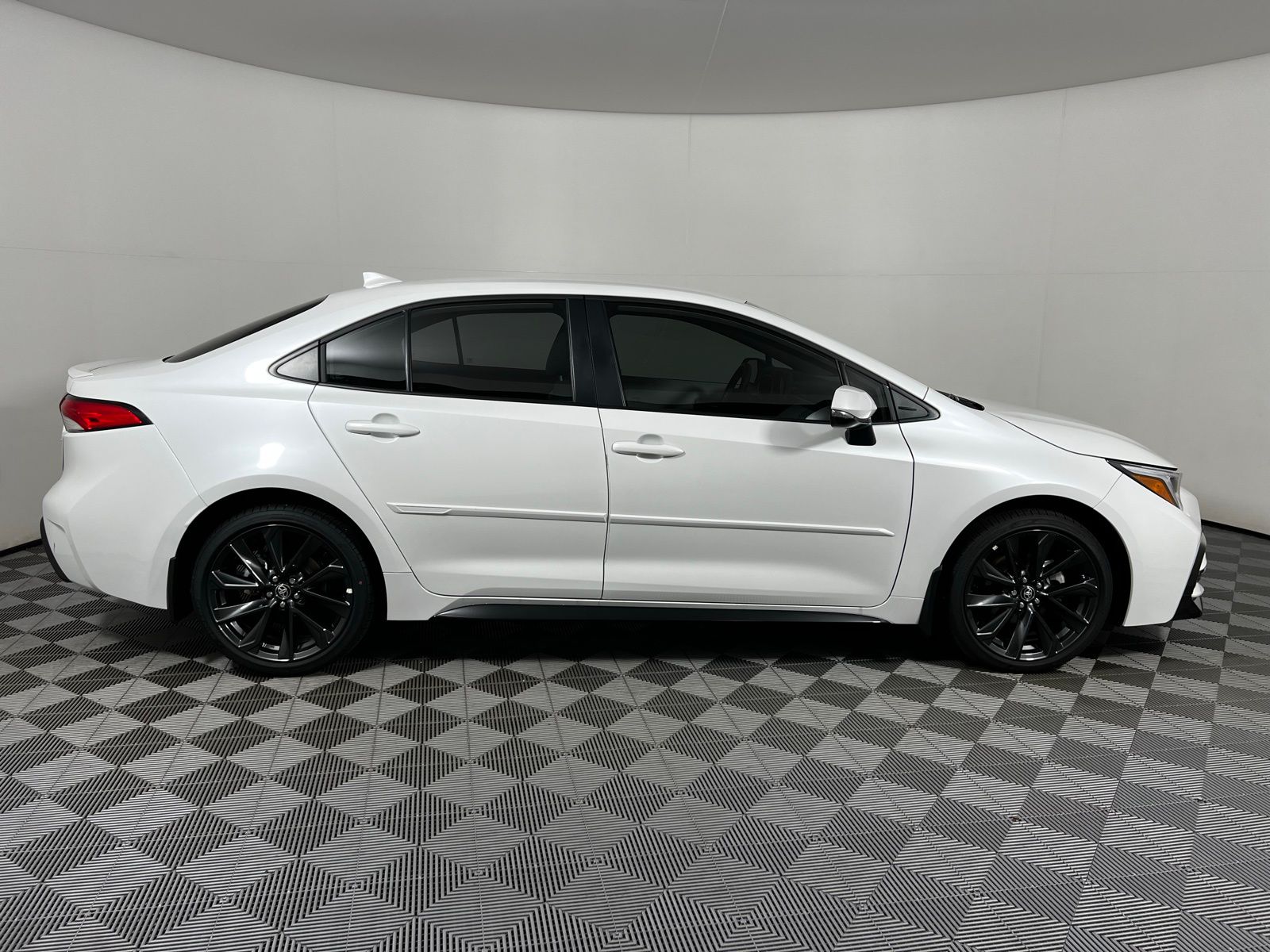 Thumbnail: 2026 Toyota Corolla - 4