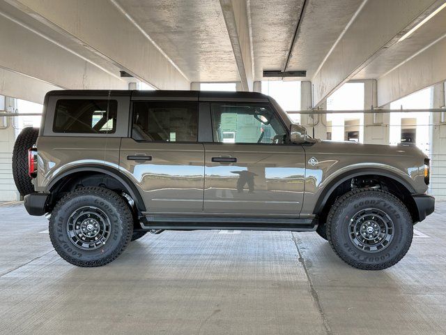 New 2026 Gray Ford Outer Banks image 7