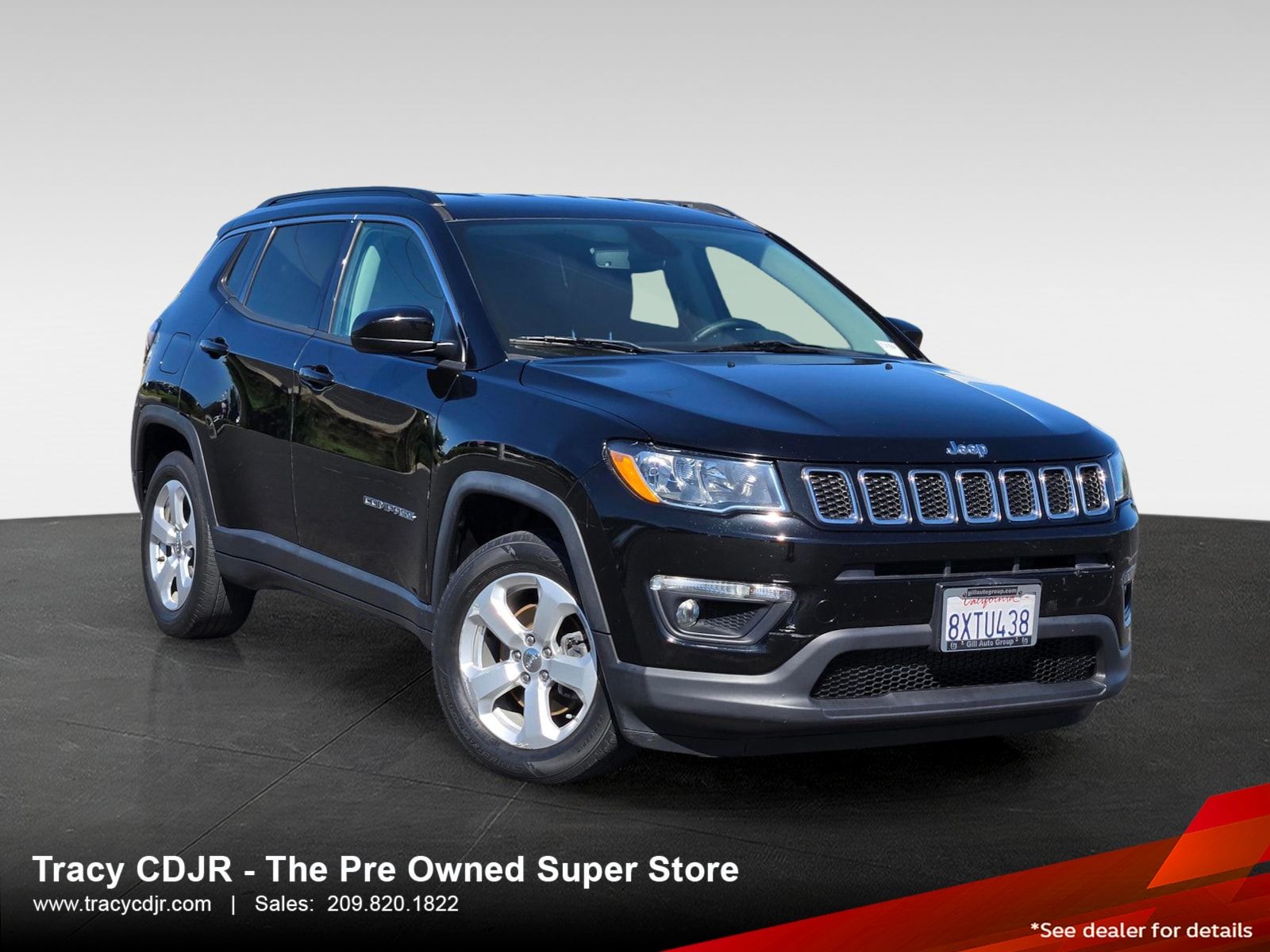 Diamond Black Crystal Pearlcoat 2020 Jeep Compass Latitude FWD SUV / Crossover Front-Wheel Drive 6-Speed Automatic